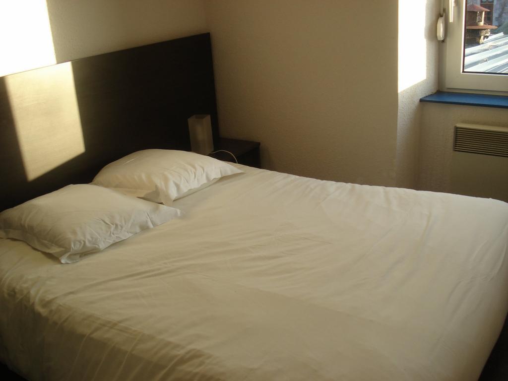 Hotel De La Plage Erquy Ruang foto